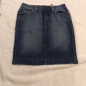 Denim skirt!